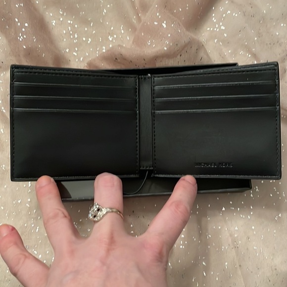 Brand New Michael Kors Black Slim Billfold Men's Wallet w/ Money Clip Box Set - Picture 6 of 14